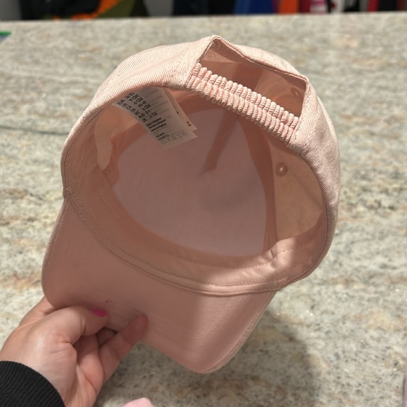 10/$30 Baby Accessories (0-24ms) - Picture 5 of 11